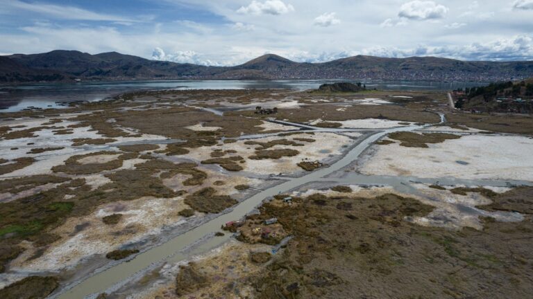 titicaca lake