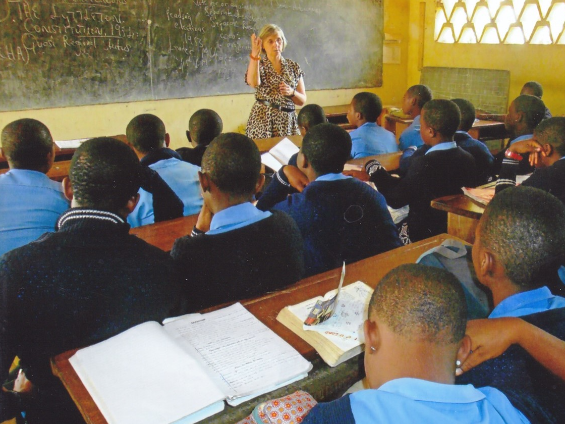 Als Lehrerin in Kamerun 1984-1988: eine ehemalige ökumenische Mitarbeiterin blickt zurück